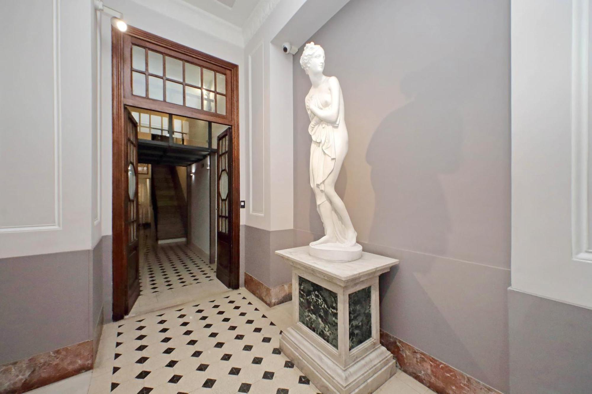Luxury Spagna Apartments Rzym Zewnętrze zdjęcie